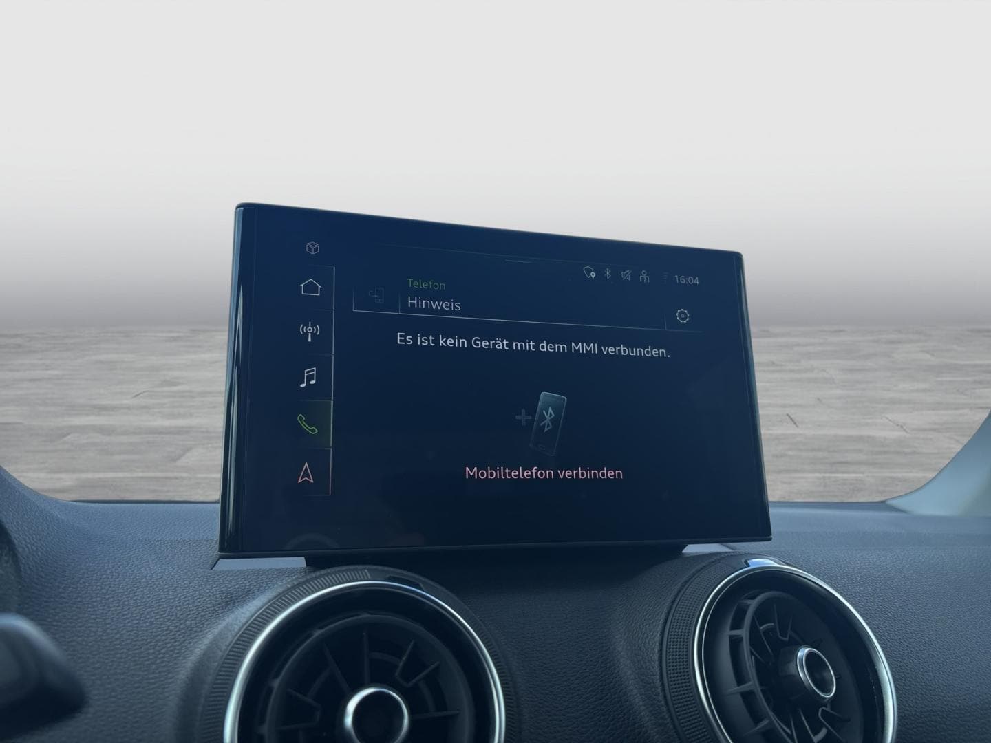 Bild über Audi Q2 advanced 35 TFSI S tronic - für weitere Informationen kontaktieren Sie den Audi Partner