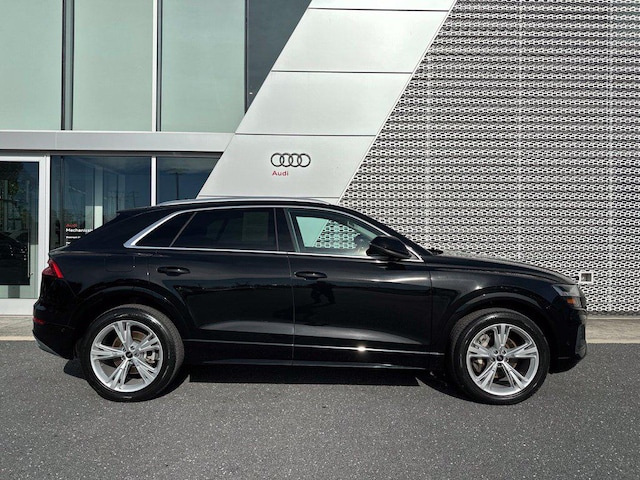 2023 Audi Q8