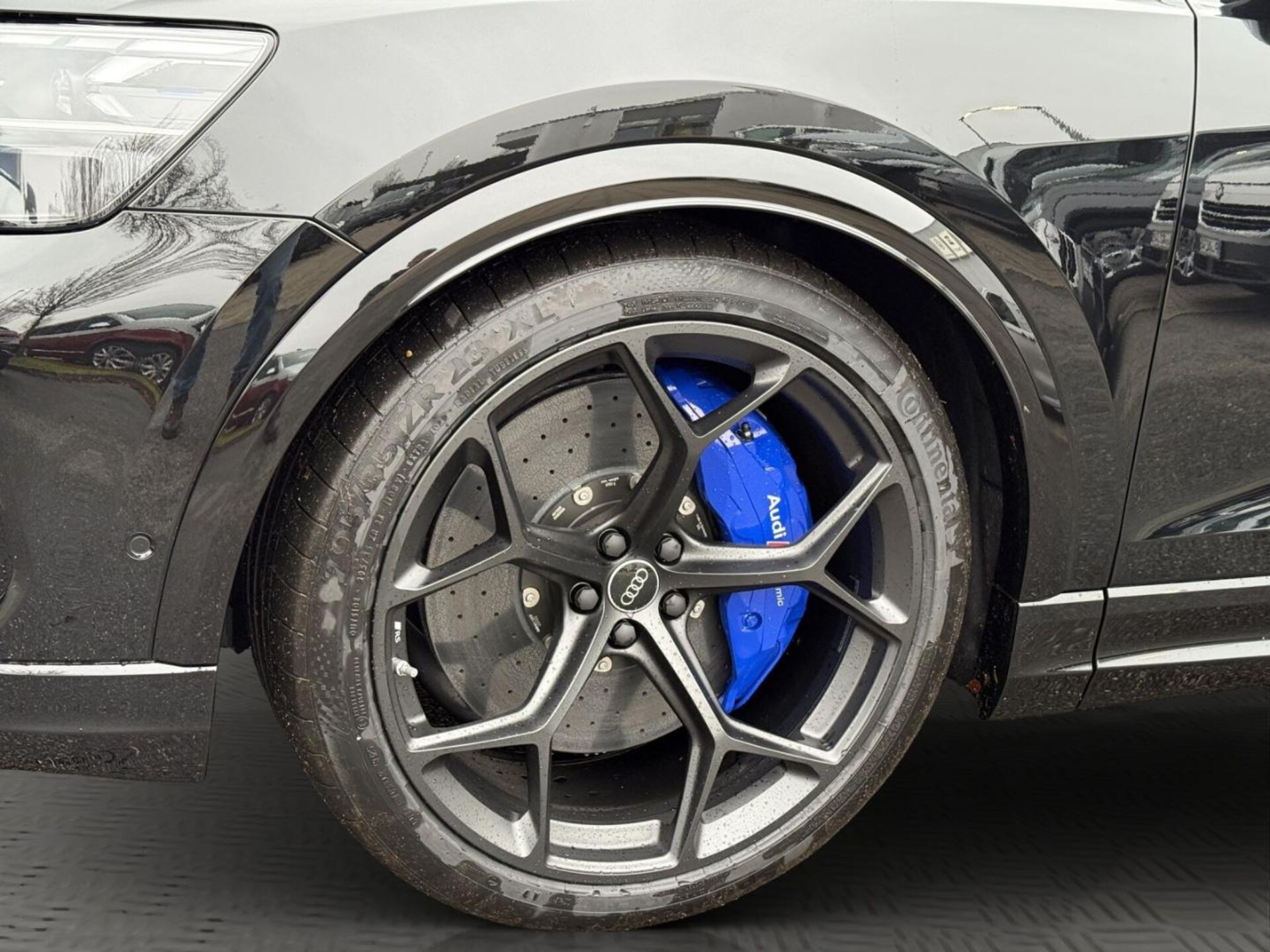 Audi RS Q8 SUV performance