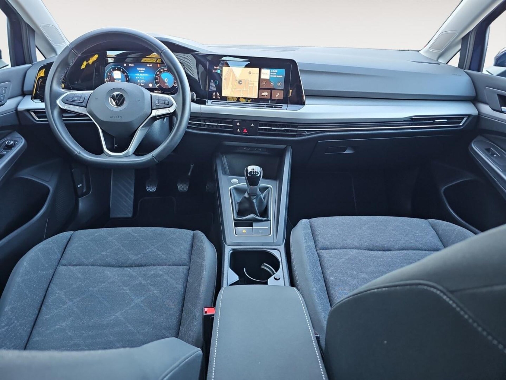Volkswagen Golf Life