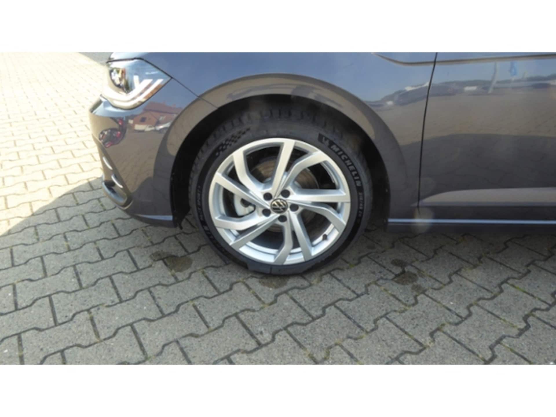 Volkswagen Polo Style