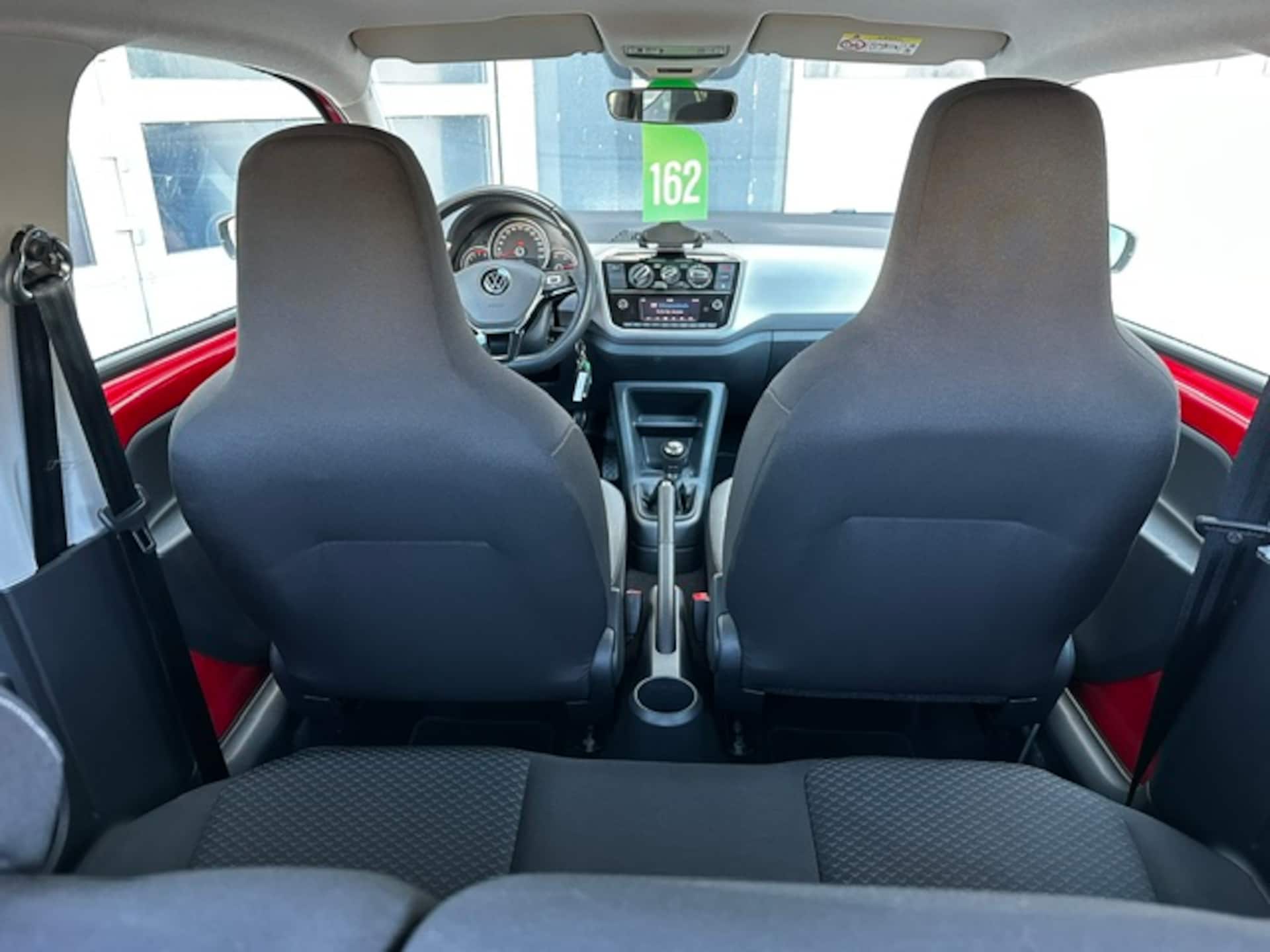 Volkswagen up! ACTIVE