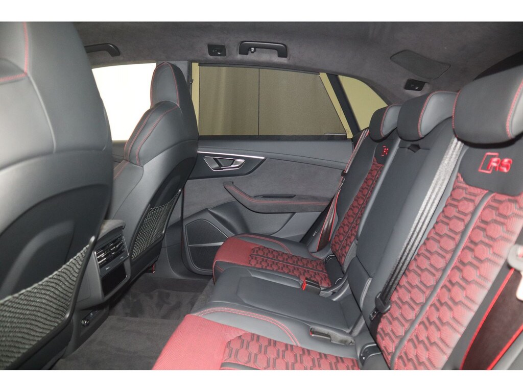 Audi RS Q8 SUV performance