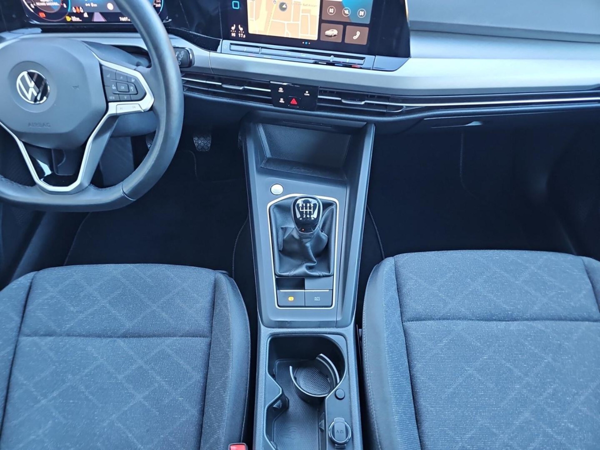 Volkswagen Golf Life