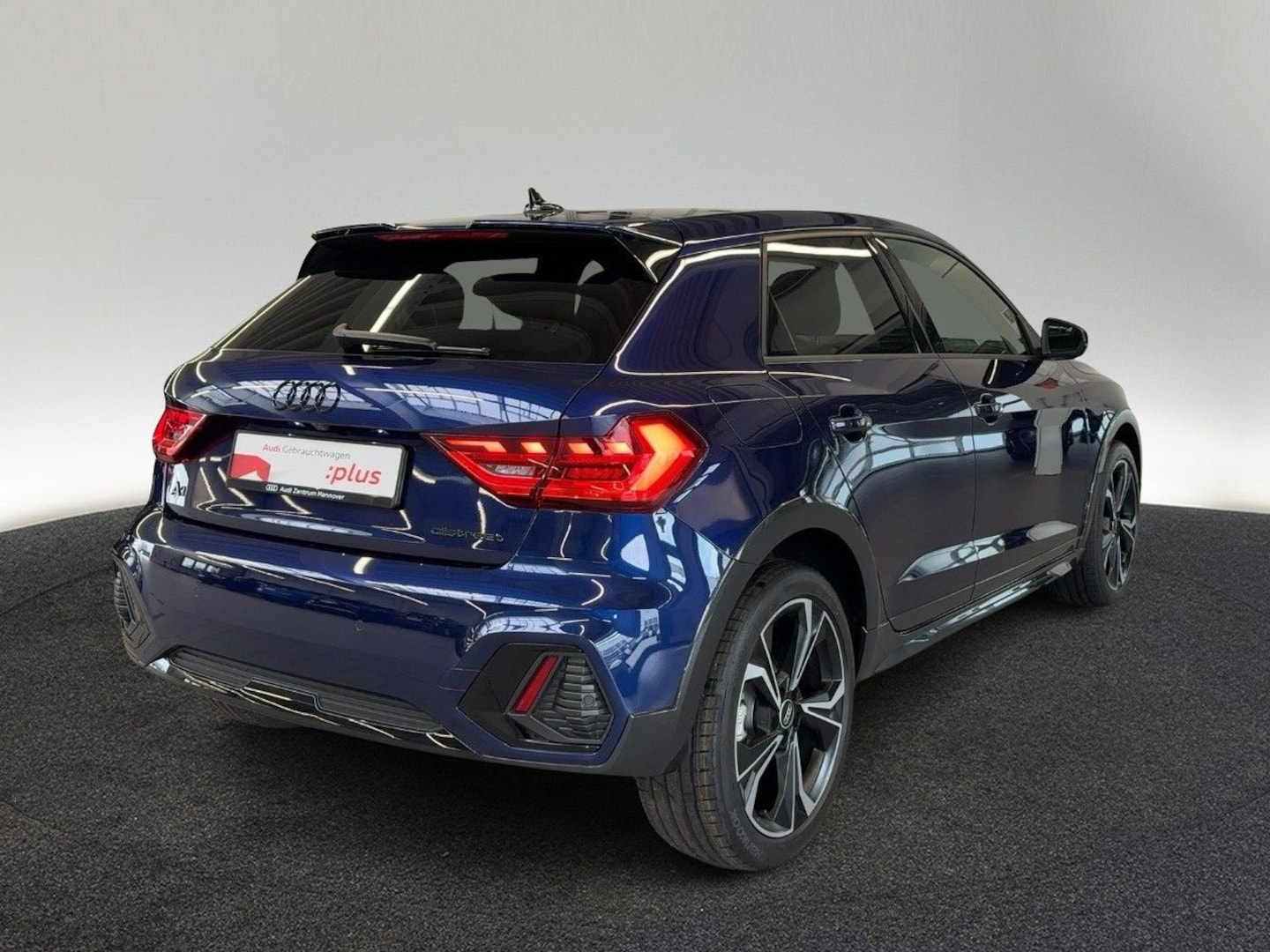 Bild über Audi A1 allstreet 35 TFSI S tronic - für weitere Informationen kontaktieren Sie den Audi Partner