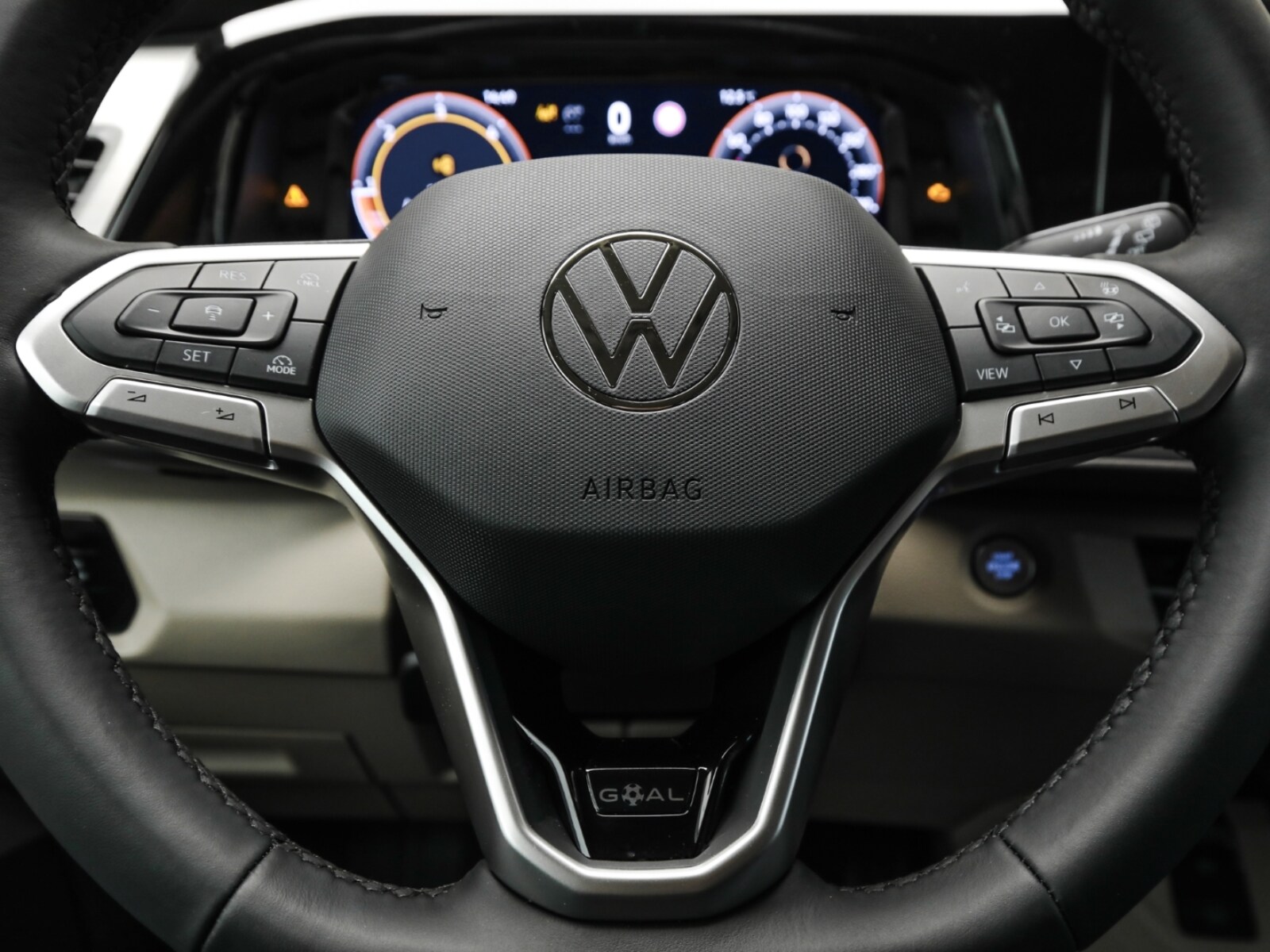 Volkswagen Multivan Langversion – Bild 8