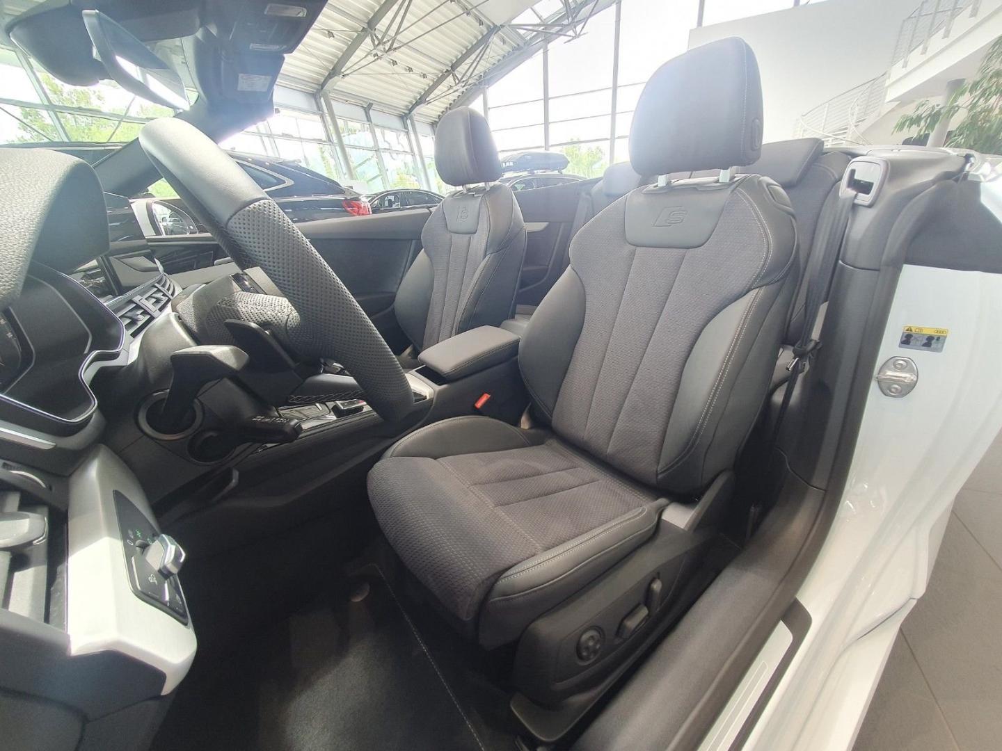 Image about Audi A5 Cabriolet S line edition 40 TDI 150 kW (204 CV) S tronic