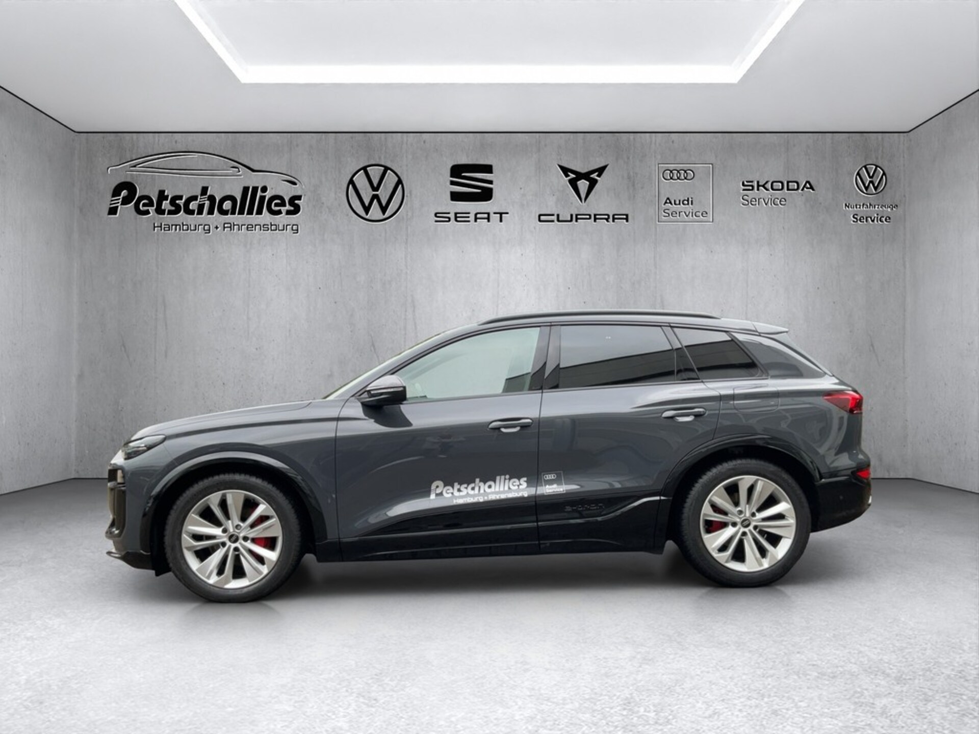 Audi Q6 SUV e-tron