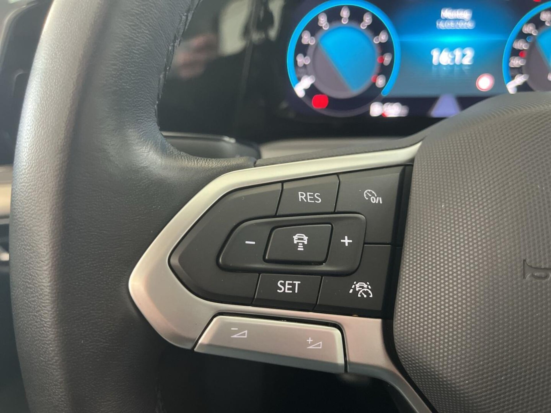 Volkswagen Golf Variant Life