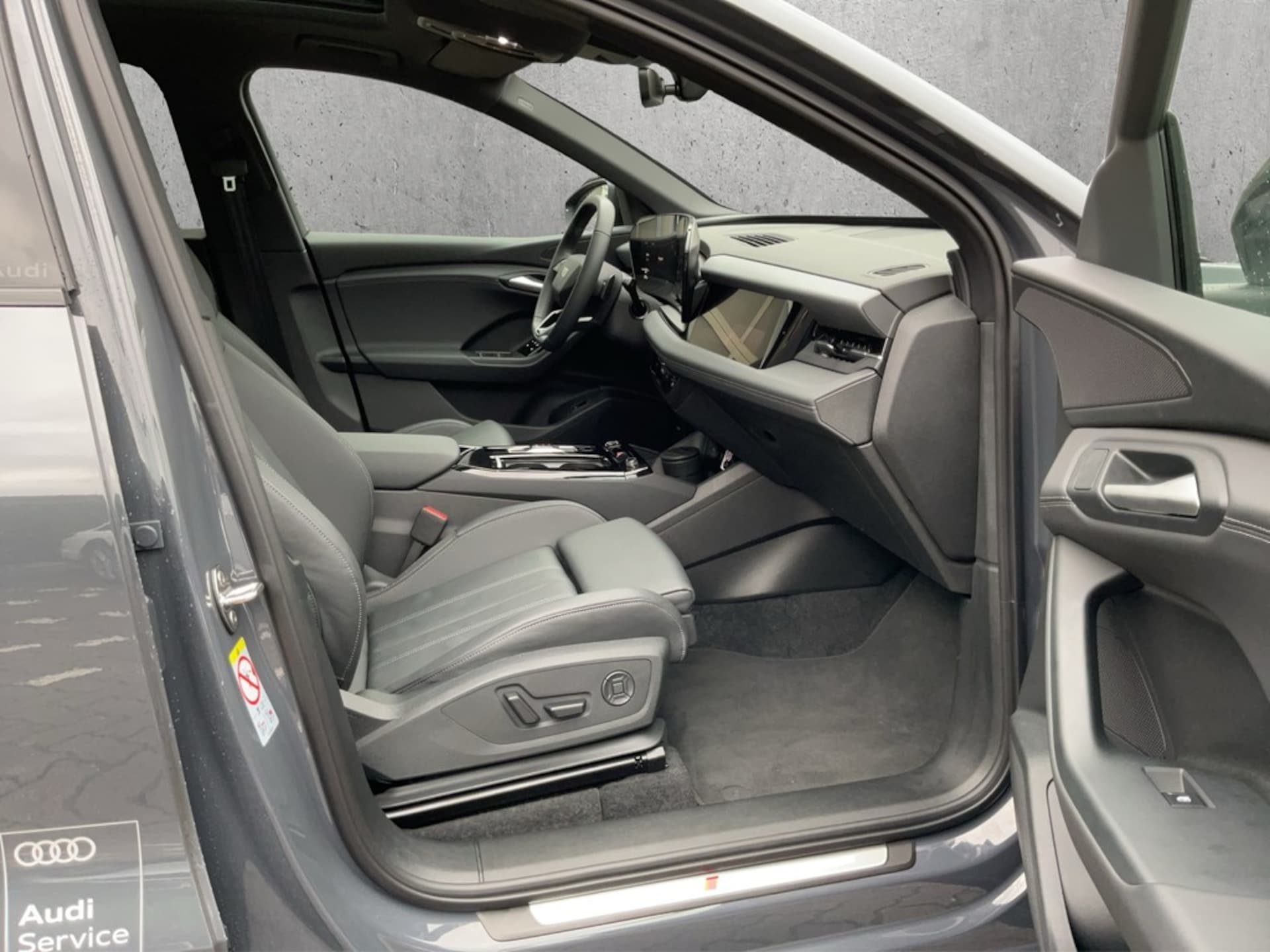 Audi Q6 SUV e-tron