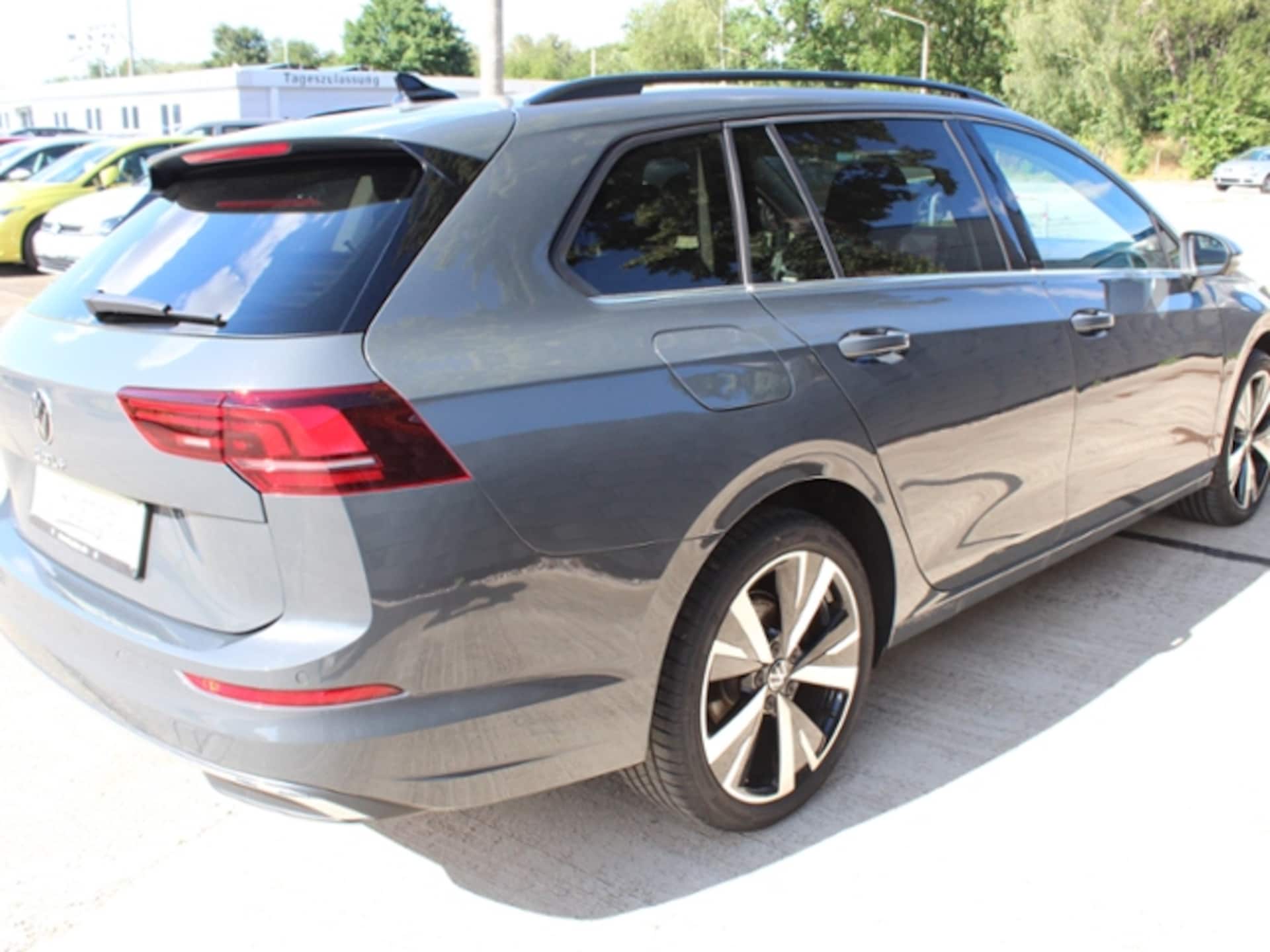 Volkswagen Golf Variant Style