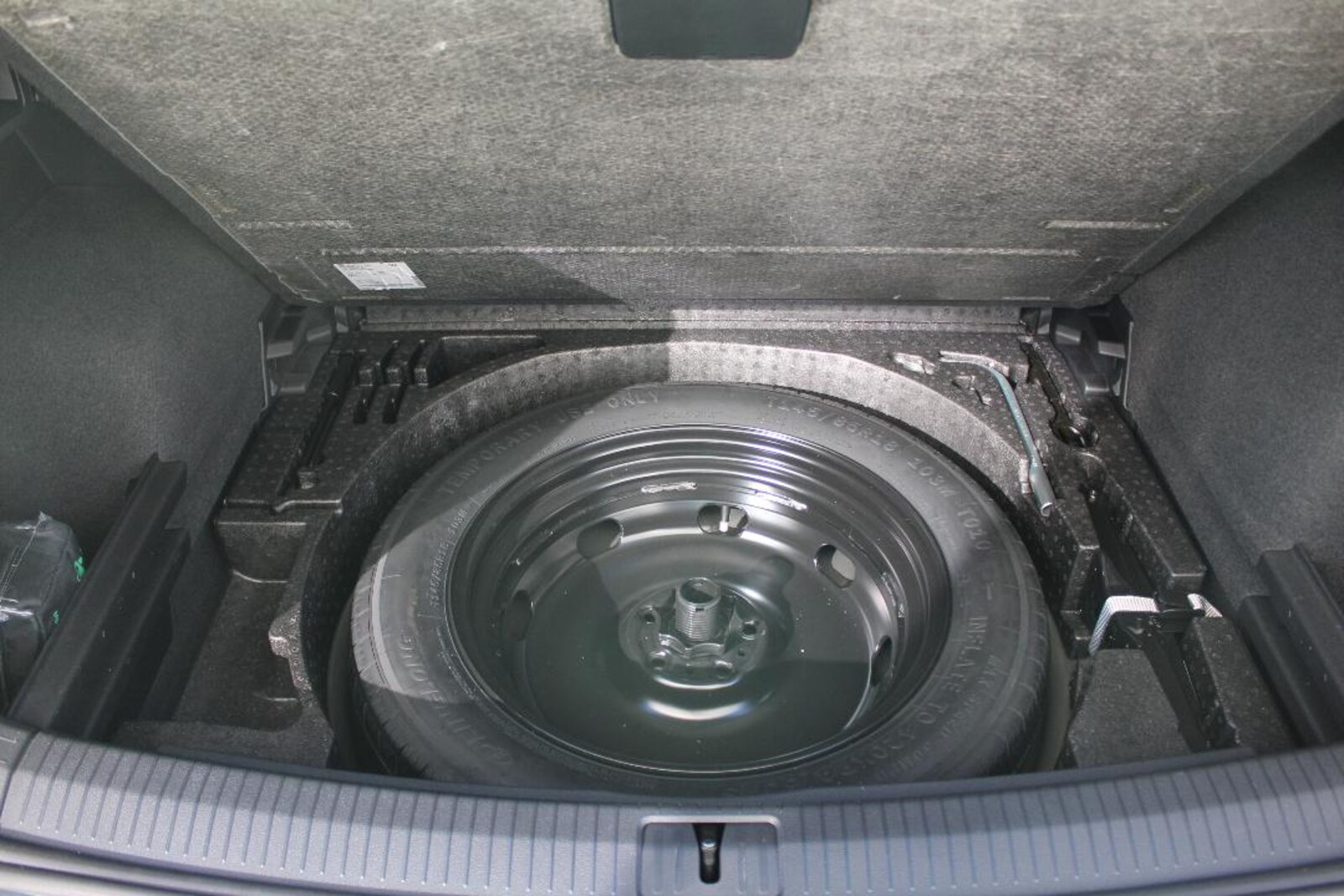 Volkswagen Tiguan – Bild 14