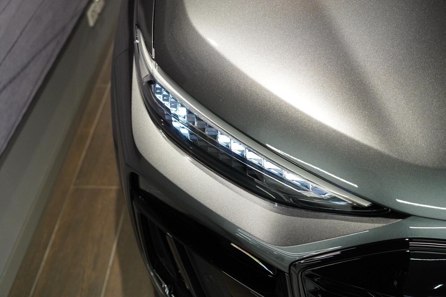 Image about Audi Q6 SUV e-tron e-tron