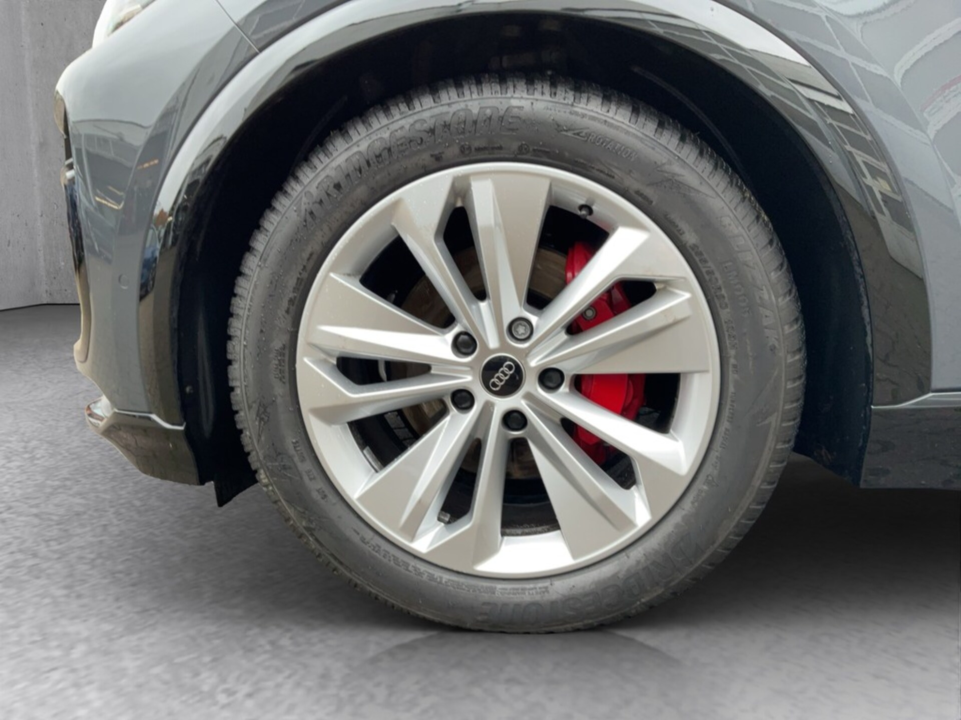 Audi Q6 SUV e-tron