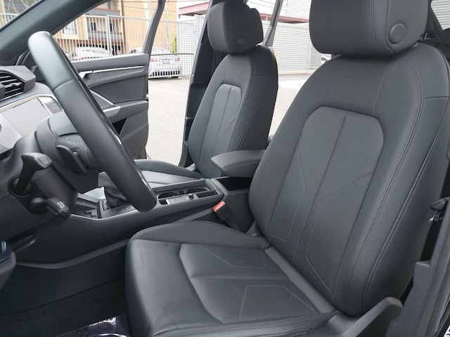 2025 Audi Q3 S Line Premium - Photo 15