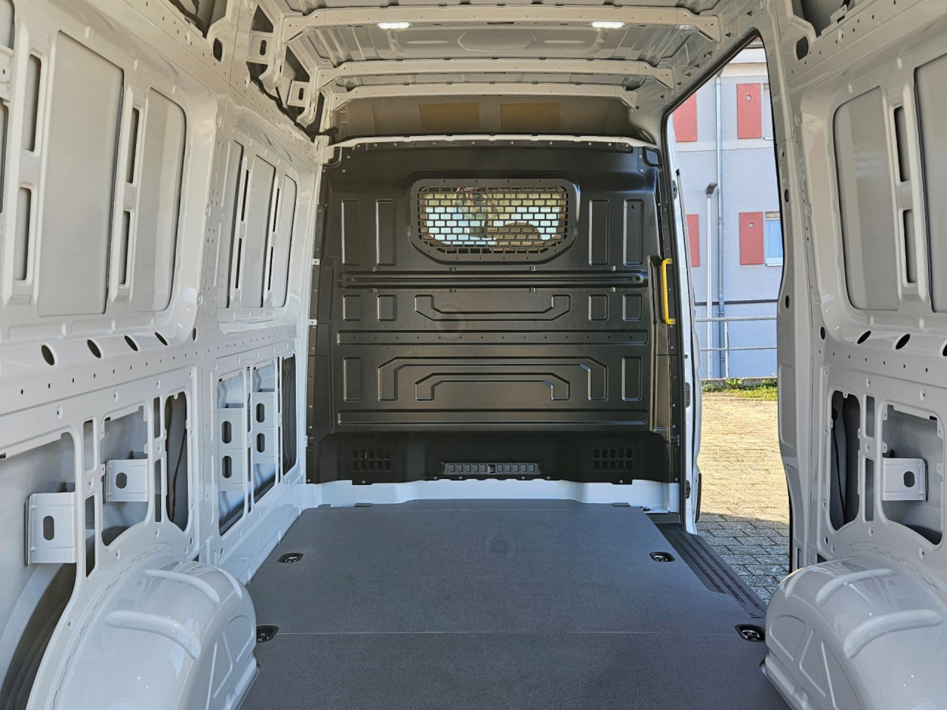 Volkswagen Crafter Kasten mittlerer Radstand