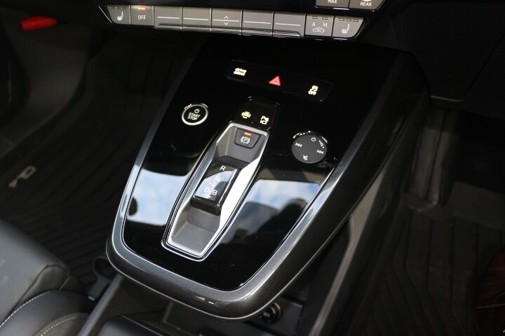 Image about Audi Q4 e-tron 40 e-tron 150,00 kW