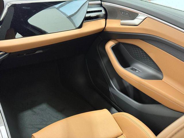2026 Audi A6 Premium Plus - Photo 9