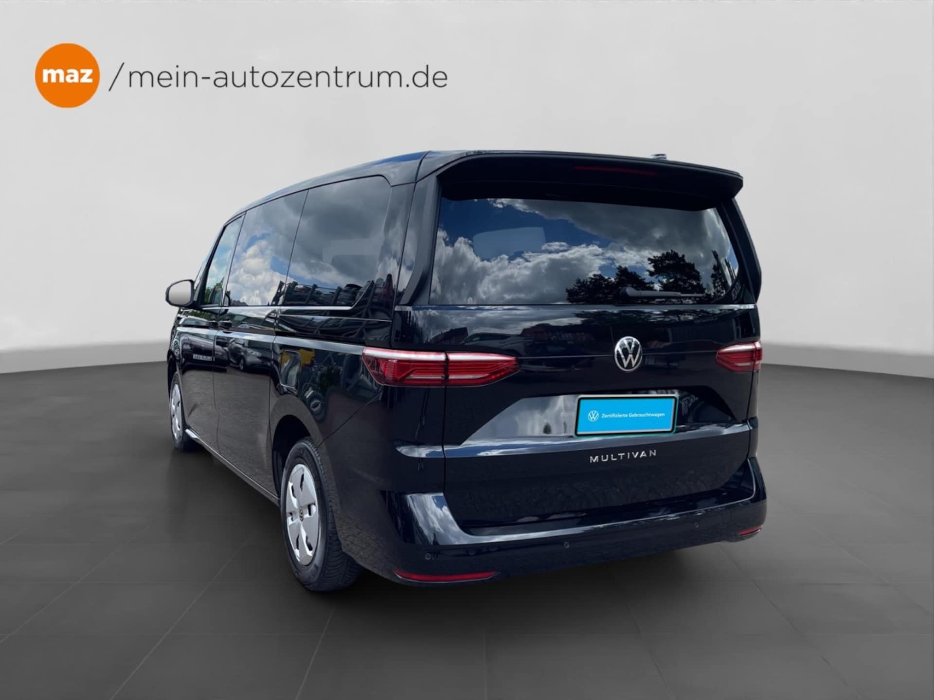 Volkswagen Multivan Langversion Basis-Modell