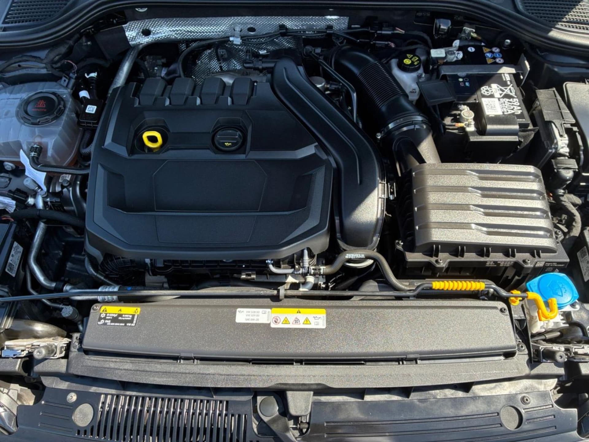 Volkswagen Golf R-Line