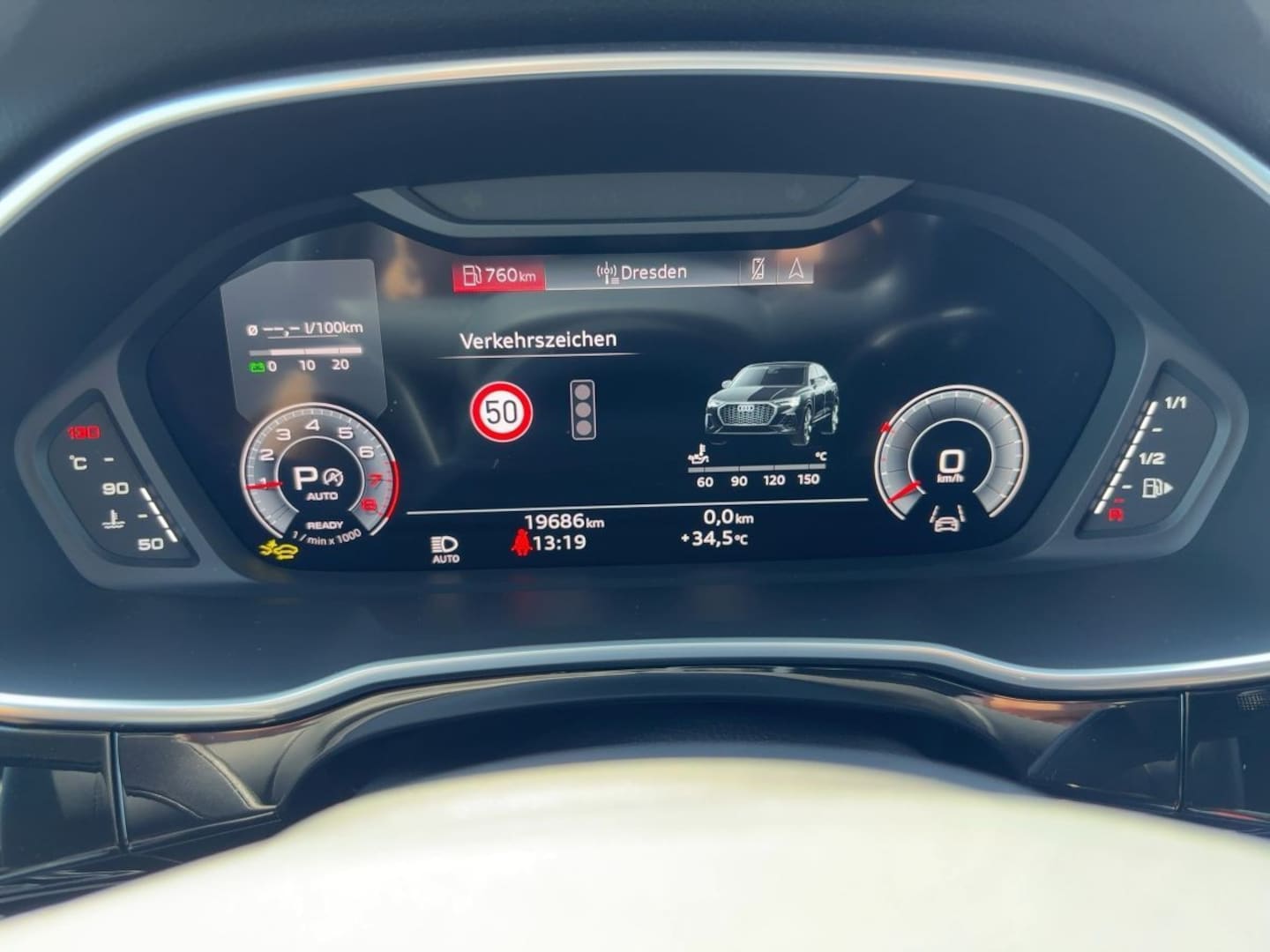 Bild über Audi Q3 Sportback 35 TFSI S tronic - für weitere Informationen kontaktieren Sie den Audi Partner