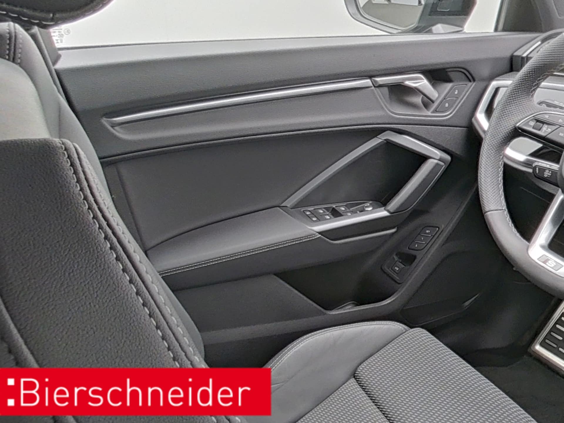 Audi Q3 Sportback S line