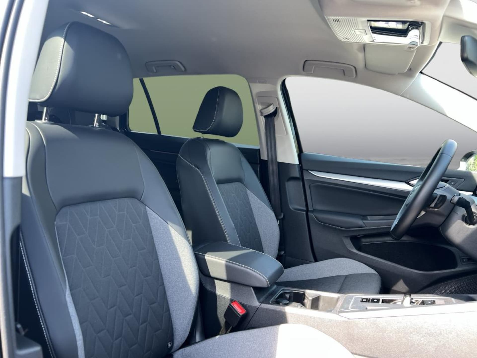Volkswagen Golf Variant Life