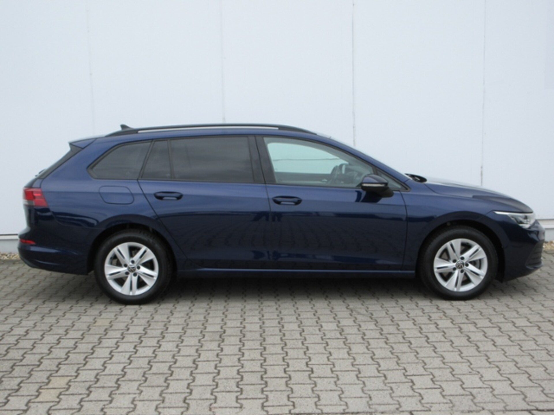 Volkswagen Golf Variant Life
