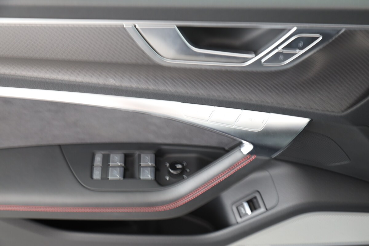 Image about Audi RS 6 Avant TFSI quattro tiptronic