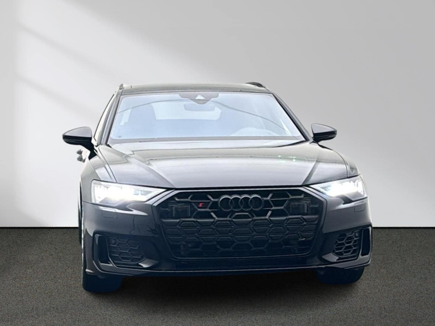 Bild über Audi S6 Avant TDI quattro tiptronic - für weitere Informationen kontaktieren Sie den Audi Partner
