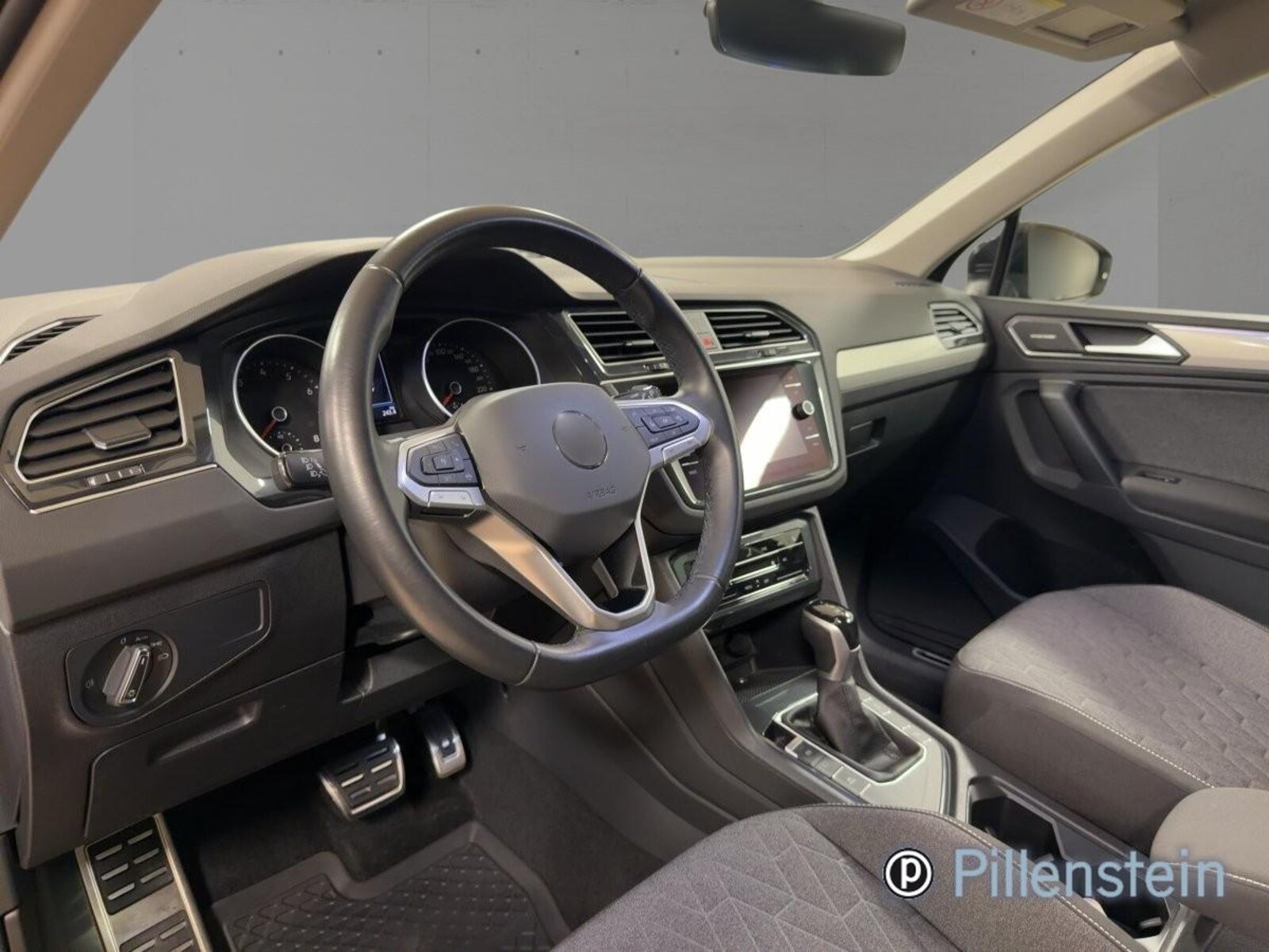 Volkswagen Tiguan – Bild 8