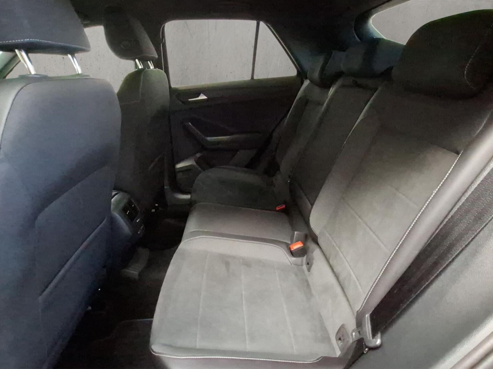 Volkswagen T-Roc – Bild 13