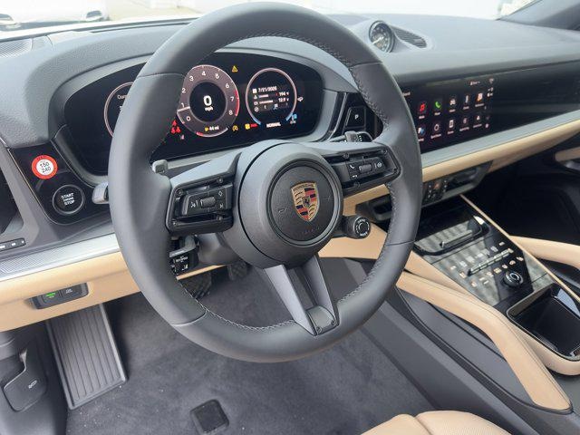 2025 Porsche Cayenne Hybrid