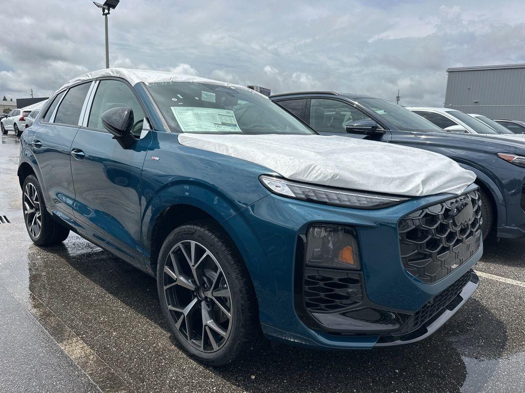 2026 Audi Q3 S line quattro's photo