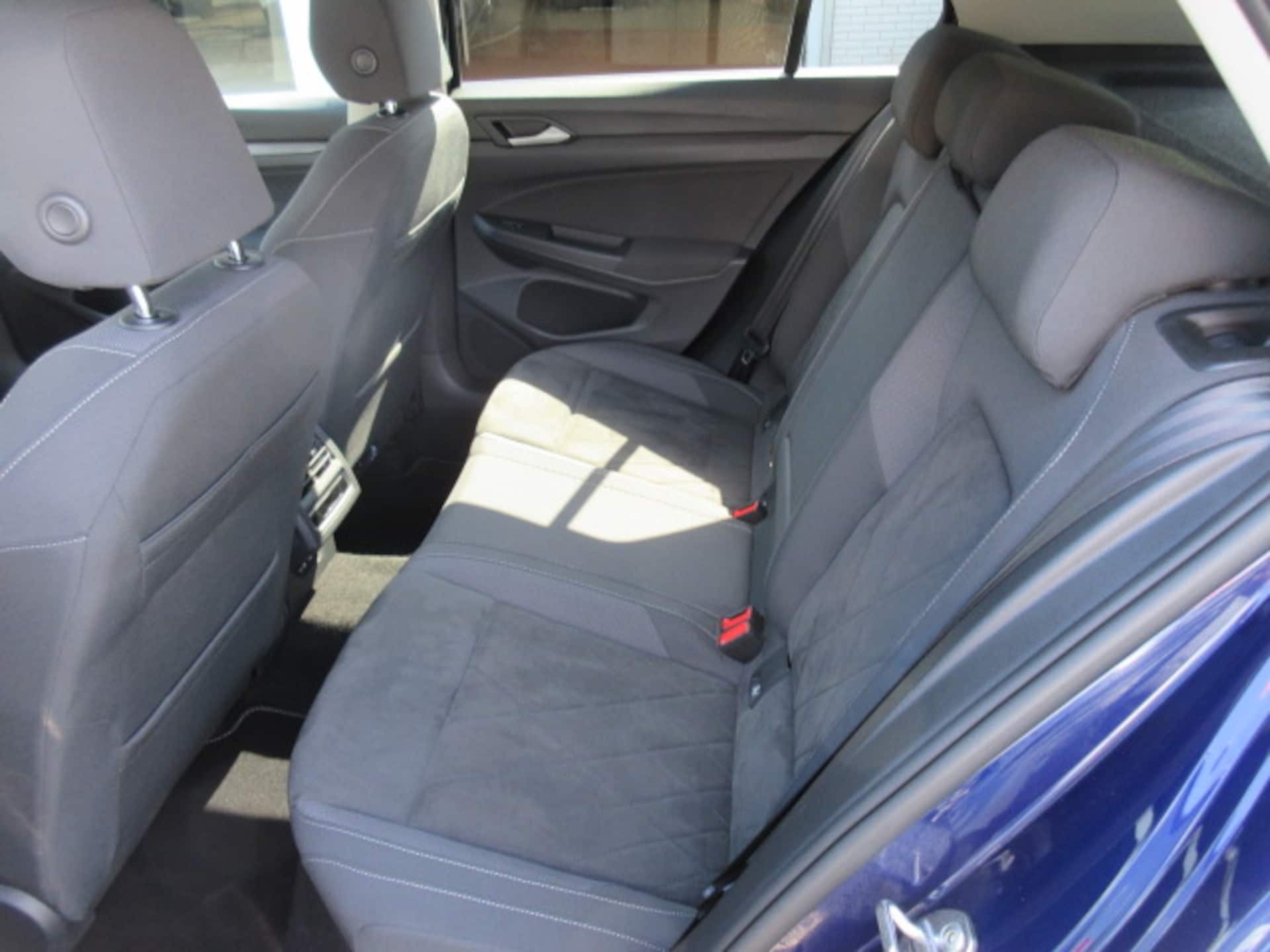Volkswagen Golf Style