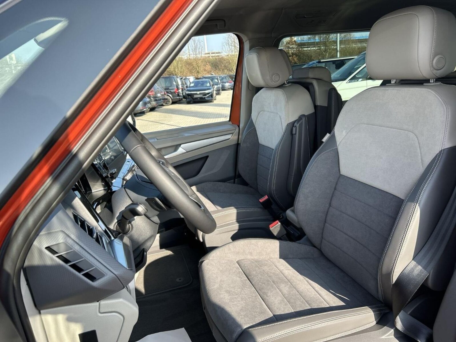 Volkswagen Multivan – Bild 11