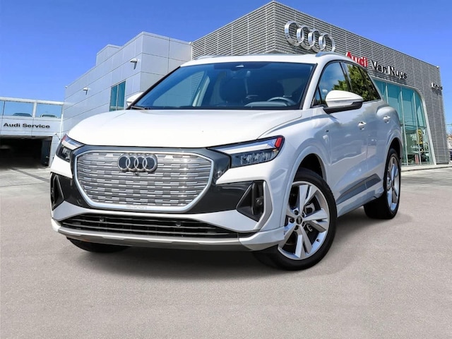 Photo of 2023 Audi Q4 e-tron 