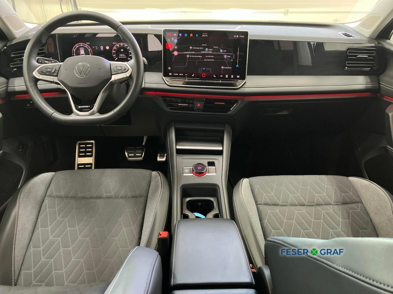 Volkswagen Tiguan – Bild 8