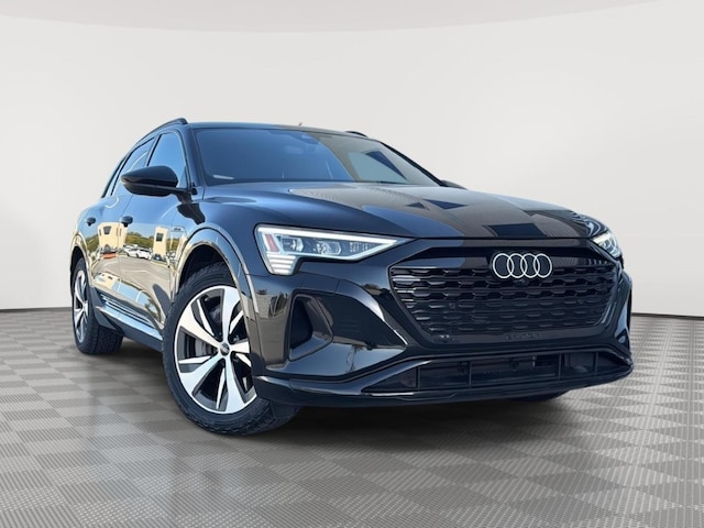 2024 Audi Q8 e-tron