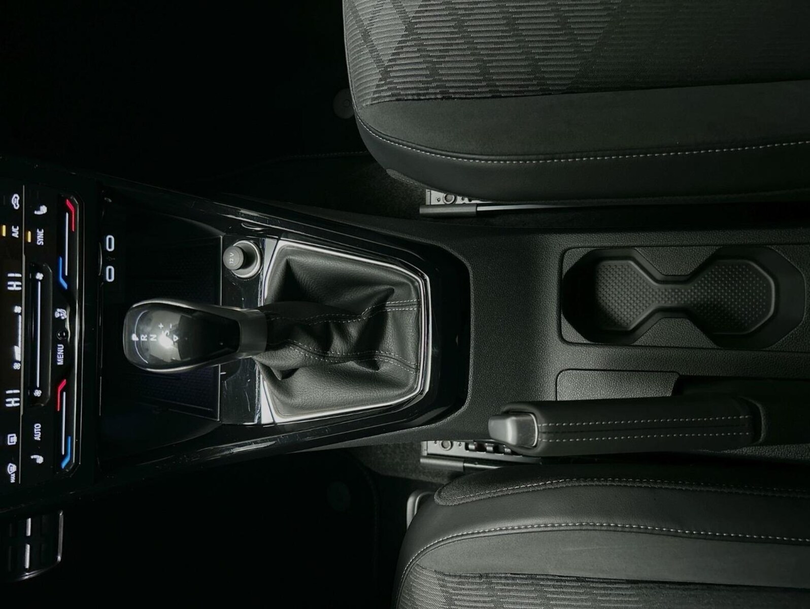 Volkswagen T-Cross – Bild 21