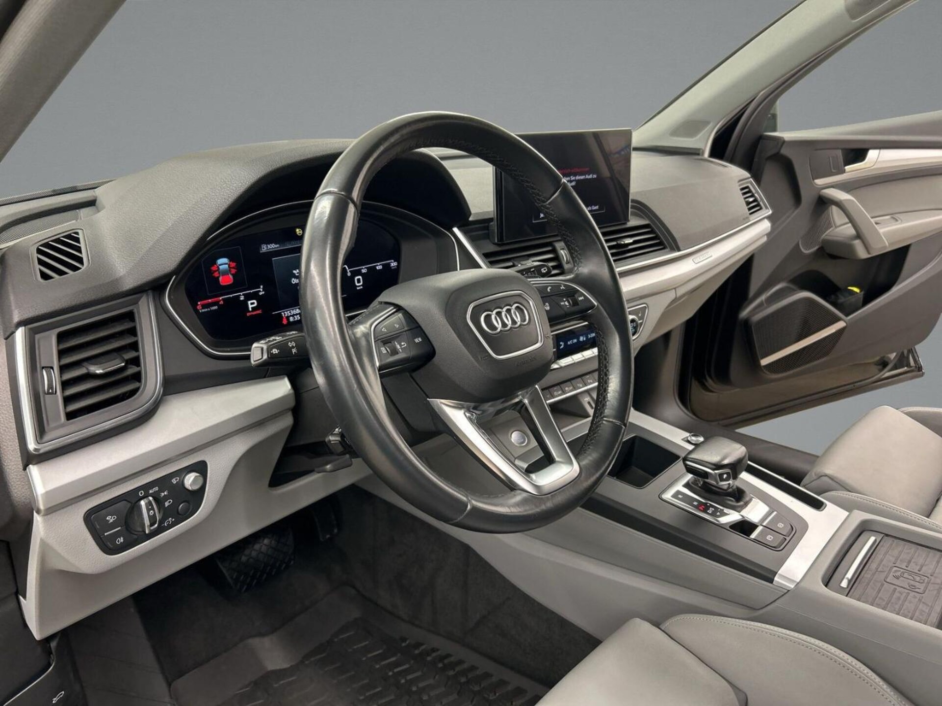 Audi Q5 SUV Advanced
