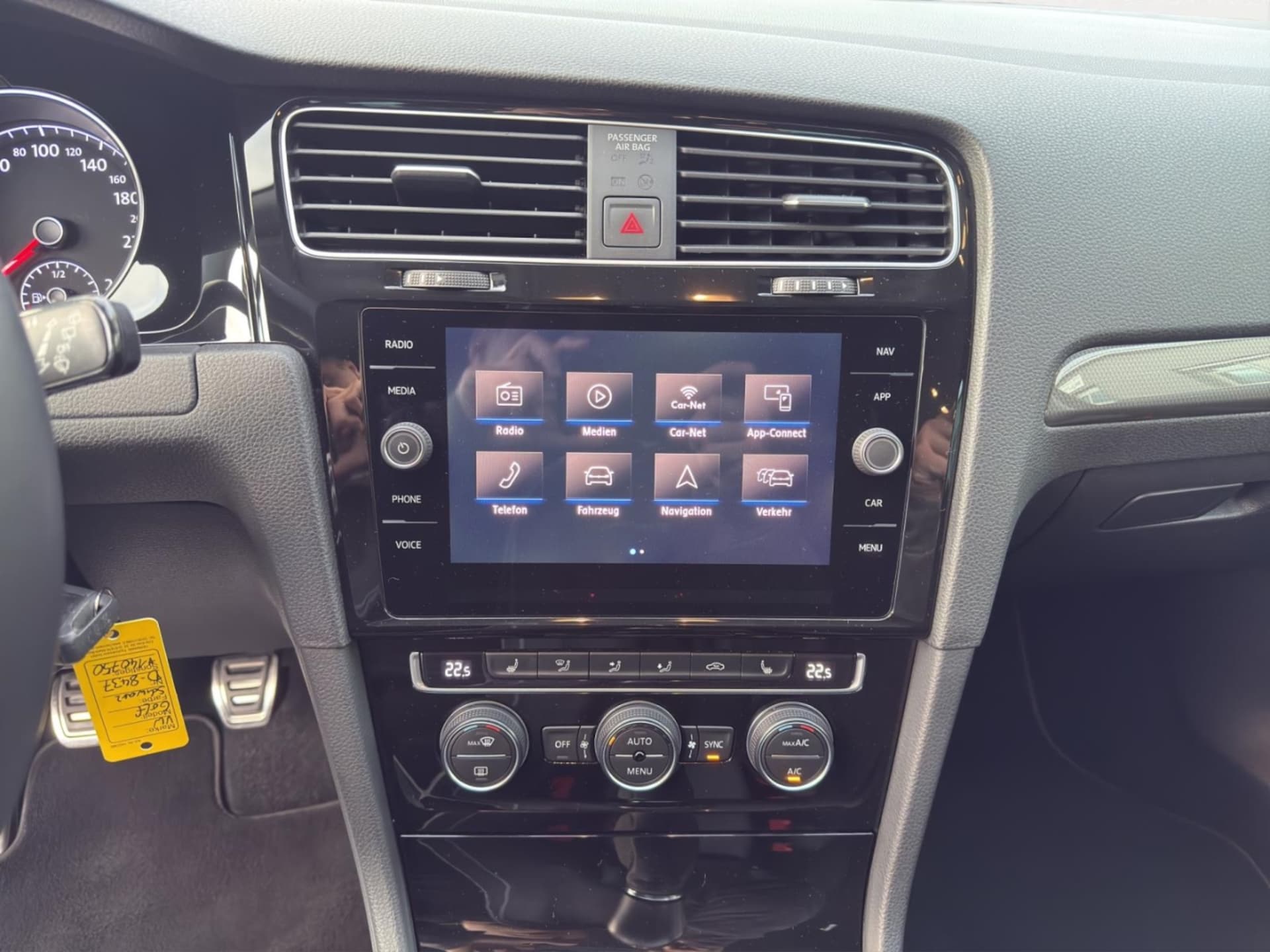 Volkswagen Golf IQ.DRIVE