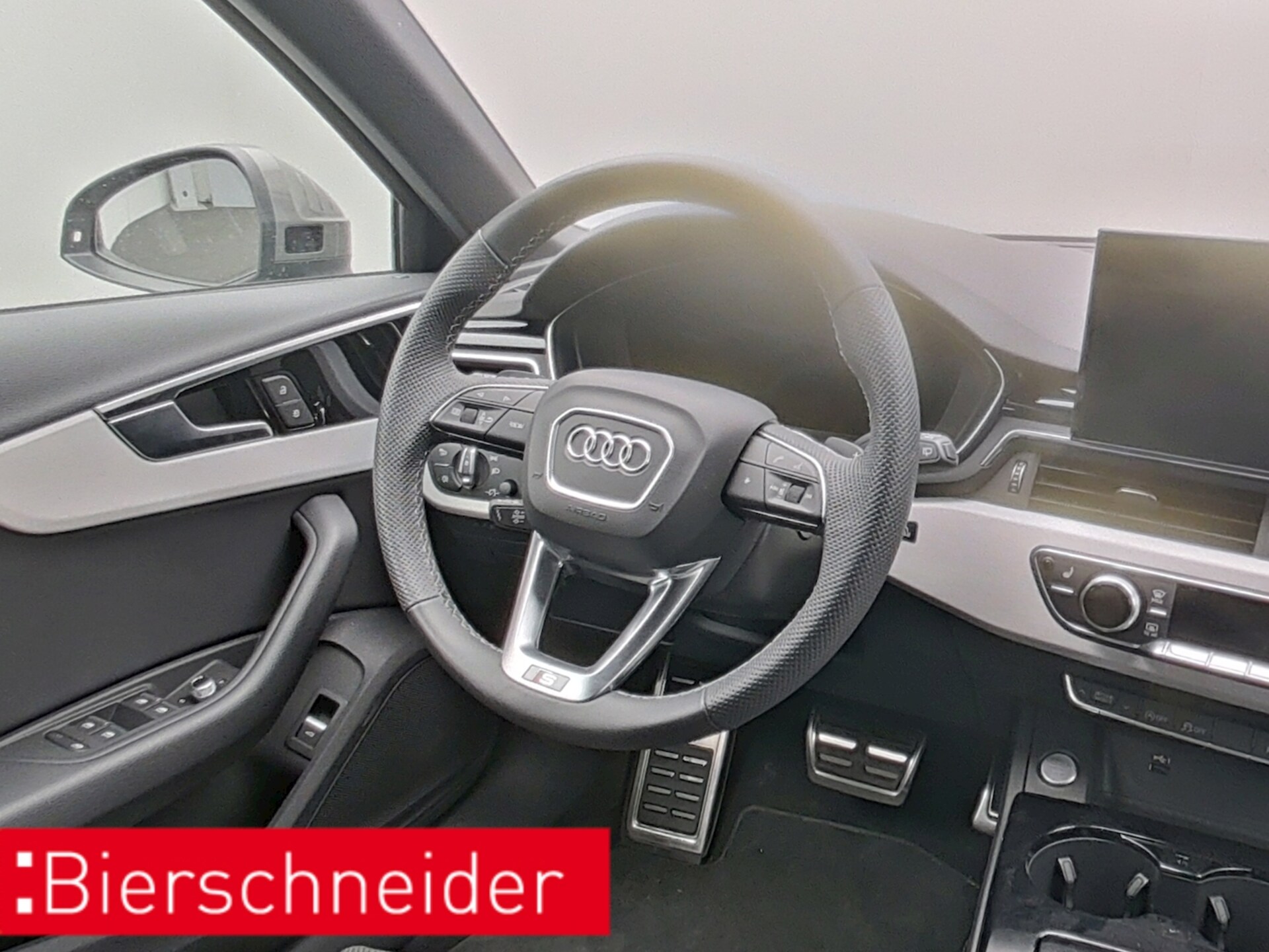 Audi A4 Avant S line
