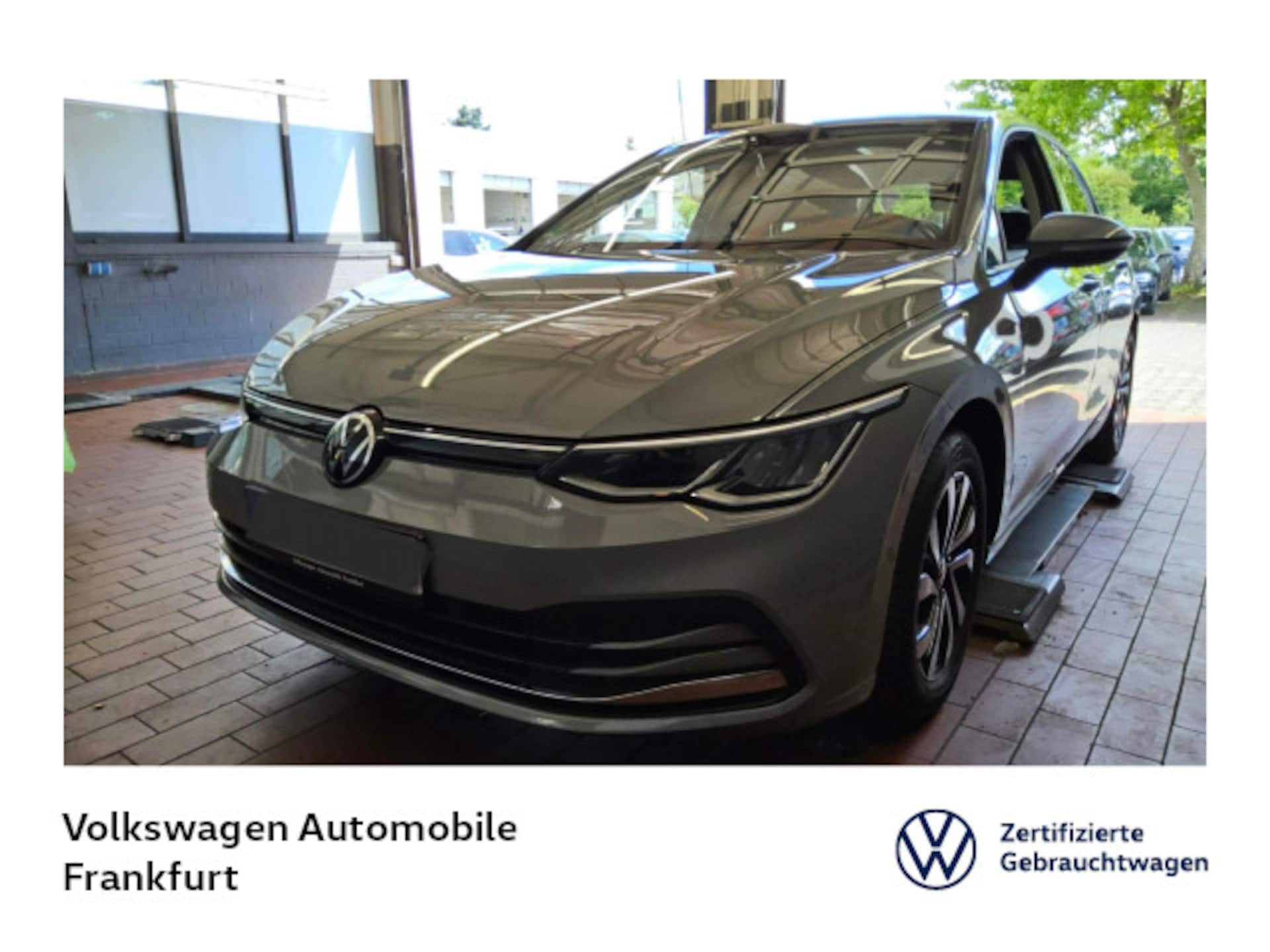 Volkswagen Golf Life