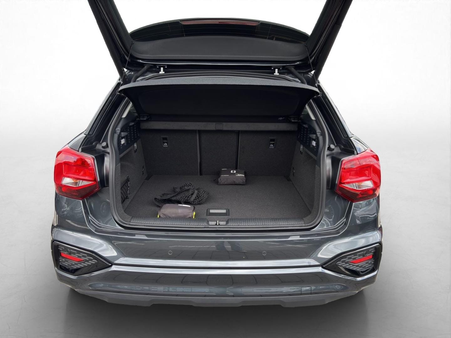 Bild über Audi Q2 advanced 35 TFSI 110(150) kW(PS) S tronic - für weitere Informationen kontaktieren Sie den Audi Partner
