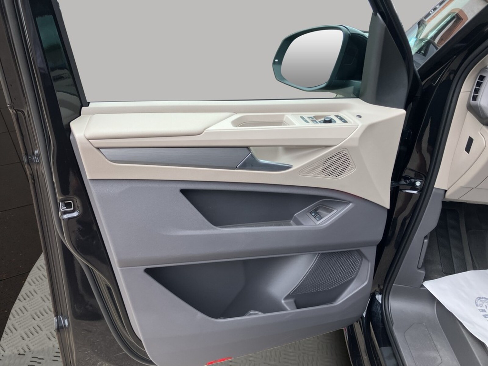 Volkswagen Multivan Langversion – Bild 10