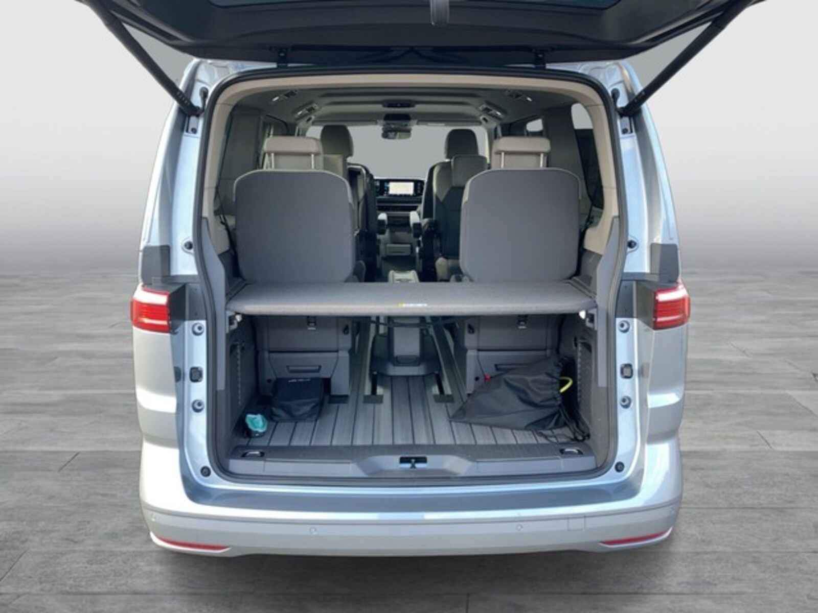 Volkswagen Multivan Langversion – Bild 13
