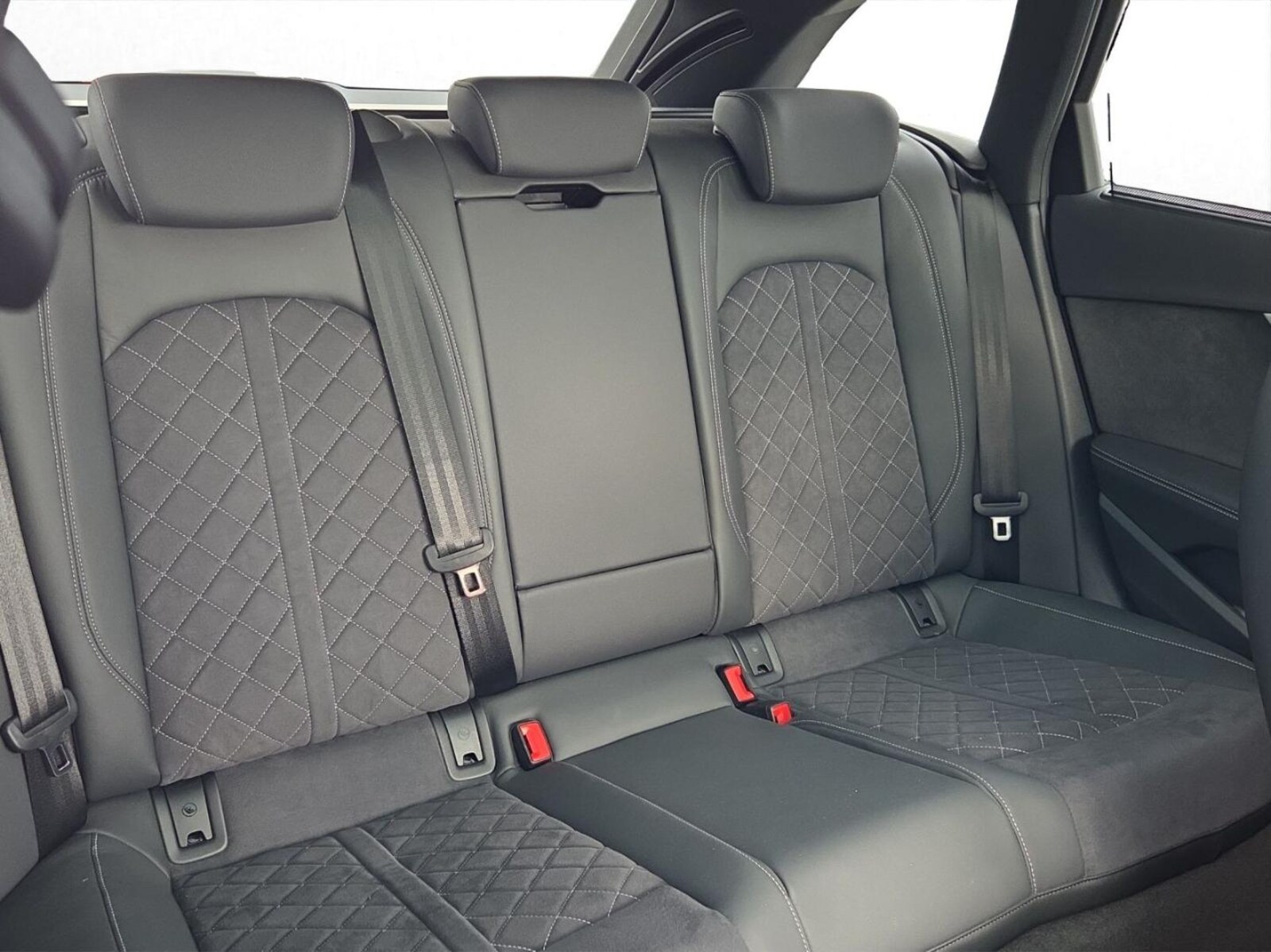 Audi A4 Avant – Bild 16