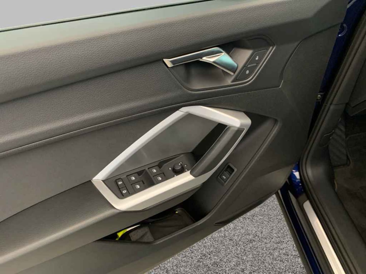 Bild über Audi Q3 advanced 35 TFSI S tronic - für weitere Informationen kontaktieren Sie den Audi Partner
