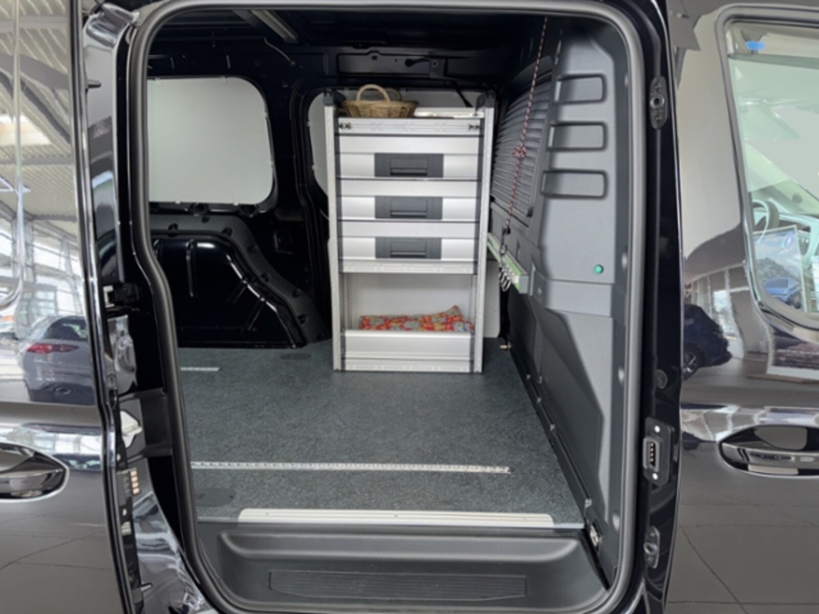 Volkswagen Caddy Maxi Cargo – Bild 16